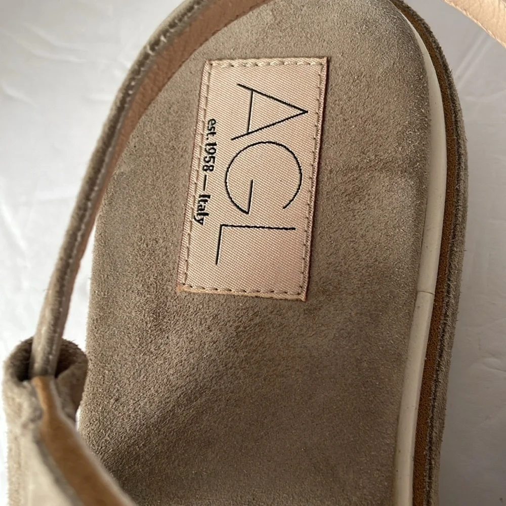 AGL Platform Sandals ATTILIO GIUSTI LEOMBRUNI
